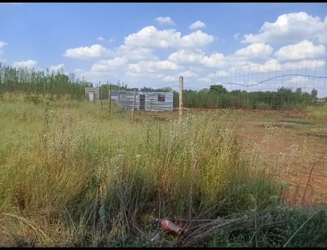 1,325M² VACANT LAND FOR SALE IN KOOKRUS